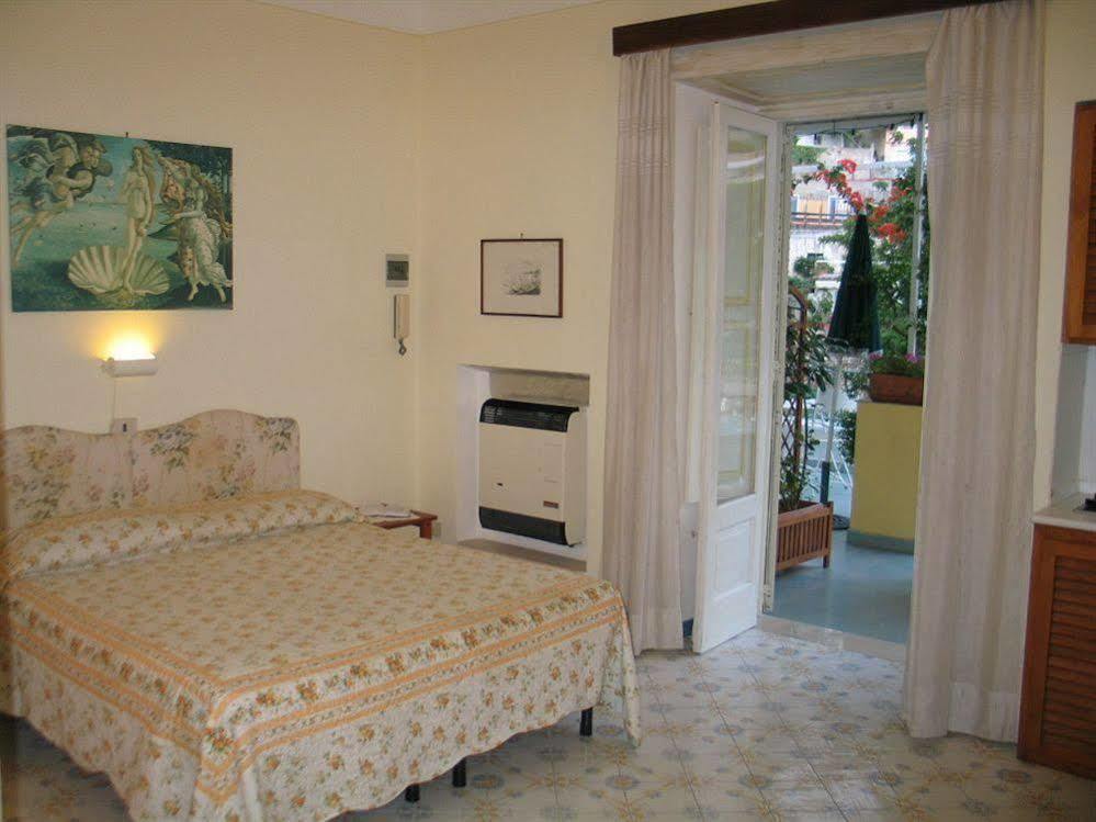 B&B Venus Inn Positano Buitenkant foto